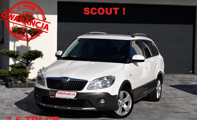 samochody osobowe Skoda Fabia cena 17500 przebieg: 214000, rok produkcji 2011 z Gorzów Śląski